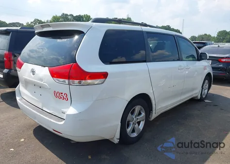 2012 Toyota Sienna Le V6 8 Passenger из США, поврежденный, VIN 5TDKK3DC5CS270609